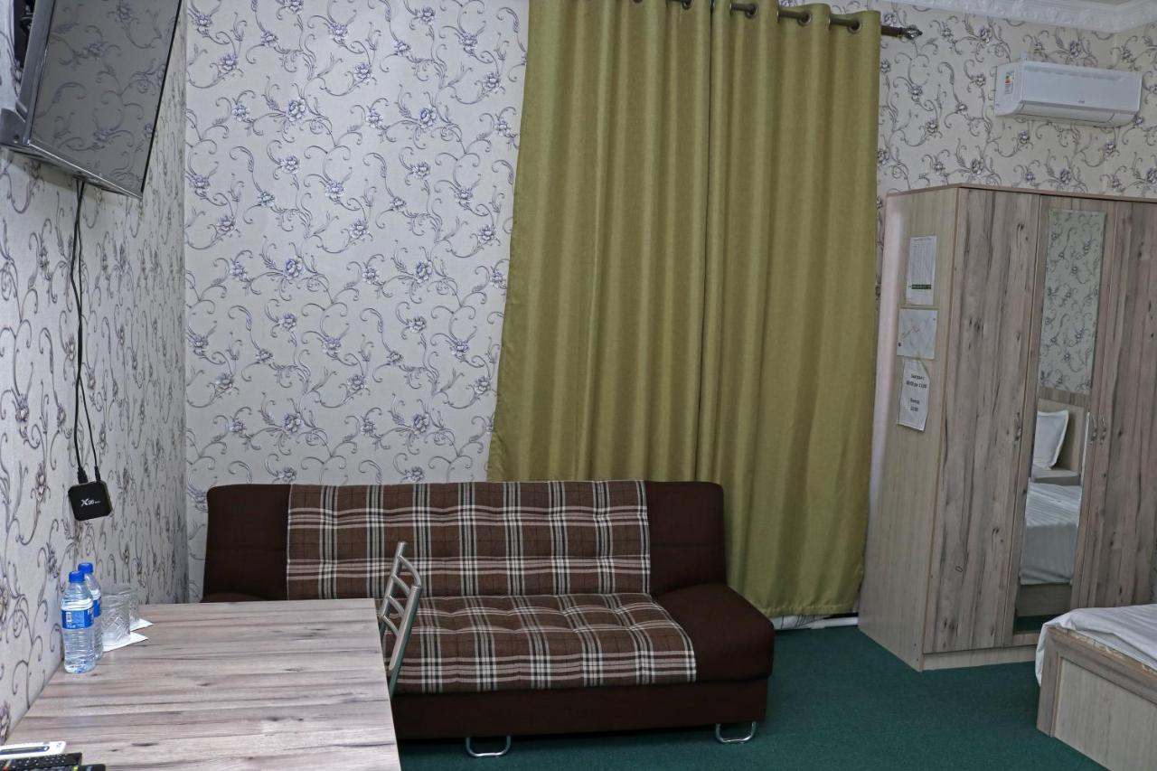 Chinor Garden Hotel Tasjkent Buitenkant foto