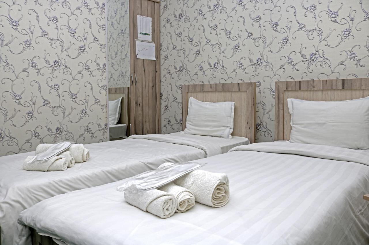 Chinor Garden Hotel Tasjkent Buitenkant foto