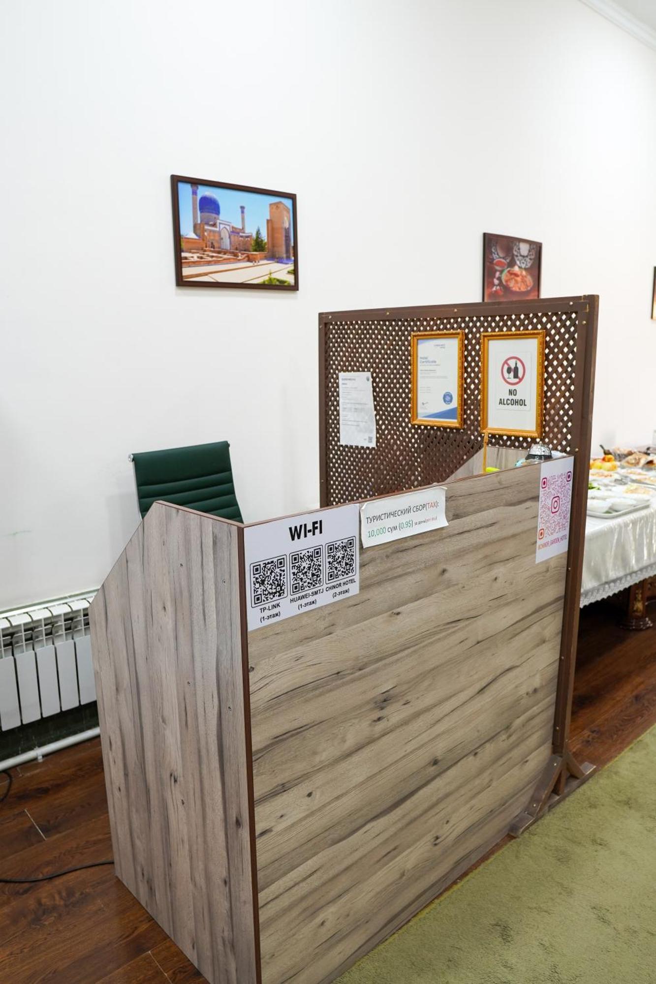 Chinor Garden Hotel Tasjkent Buitenkant foto