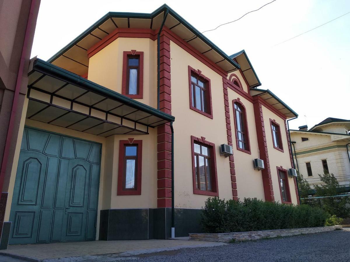 Chinor Garden Hotel Tasjkent Buitenkant foto